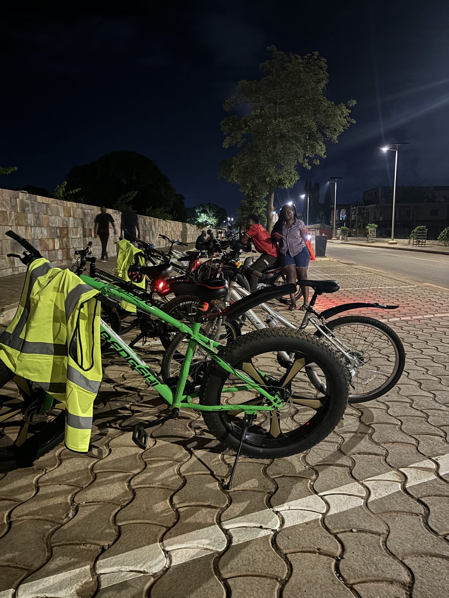 Pause des riders After6 pendant la sortie hebdomadaire