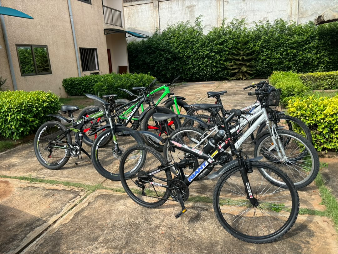 Semaine 2 · Riders After6 réunis de nuit avant de reprendre le parcours